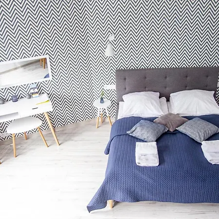 Al-dom 112 Awangardia, 300 M Do Plazy W Dzielnicy Uzdrowiskowej コウォブジェク