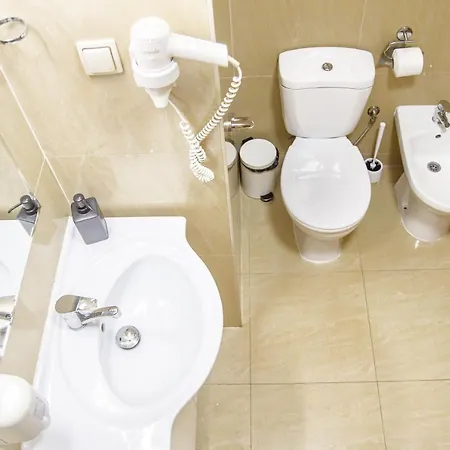 Al-dom 112 Awangardia, 300 M Do Plazy W Dzielnicy Uzdrowiskowej * コウォブジェク